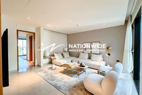 Villa en venta en Abu Dhabi, EAU 5 dormitorios, 793 m2 № 659777 - foto 2