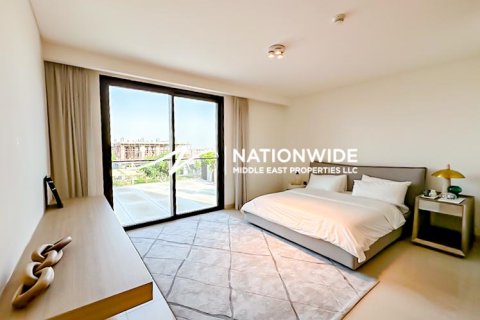 Vila u Abu Dhabi, UAE 4 spavaćih soba, 720 m2 Br. 659775 - fotografija 8