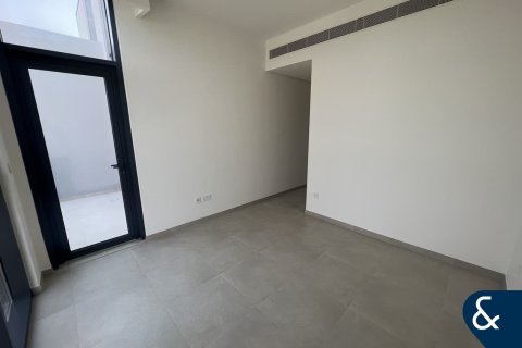 Huvila Mudon, Dubai, Arabiemiraatit 3 makuuhuonetta, 206 m2 № 671125 - kuva 18