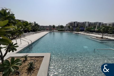 Huvila Mudon, Dubai, Arabiemiraatit 3 makuuhuonetta, 206 m2 № 671125 - kuva 25