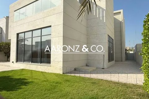 Vila u gradu Al Furjan, Dubai, UAE 4 spavaće sobe, 611.3 m2 Br. 670592 - Slika 1