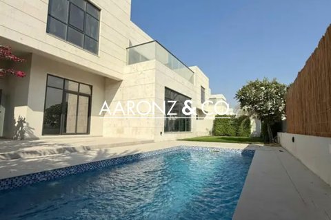 Vila u gradu Al Furjan, Dubai, UAE 4 spavaće sobe, 611.3 m2 Br. 670592 - Slika 8