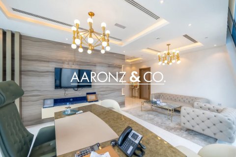 Снять в аренду офис в Даунтаун Дубай (Даунтаун Бурдж Дубай), ОАЭ 328.8м2, № 670594 - фото 11