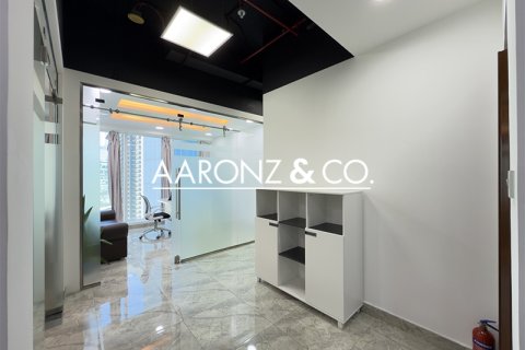 Oficina en alquiler en Business Bay, Dubai, EAU 104.7 m2 № 670595 - foto 15