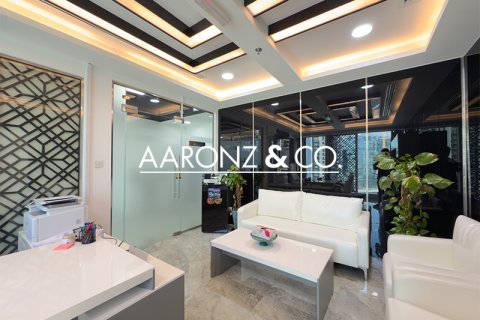 Oficina en alquiler en Business Bay, Dubai, EAU 104.7 m2 № 670595 - foto 5