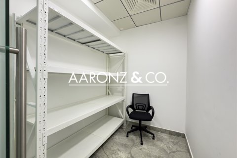 Oficina en alquiler en Business Bay, Dubai, EAU 104.7 m2 № 670595 - foto 18