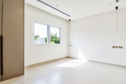 Vila v Meadows, Dubai, SAE 4 ložnice, 553.46 m² Č.: 750225 - fotografie 17