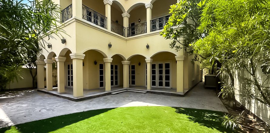 Villa à The Villa, Dubai, EAU: 5 chambres, 463.77 m2 № 750220