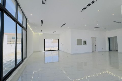 Willa do wynajęcia w Al Barsha, Dubai, ZEA 4 sypialnie, 1393.55 mkw., nr 750222 - zdjęcie 3