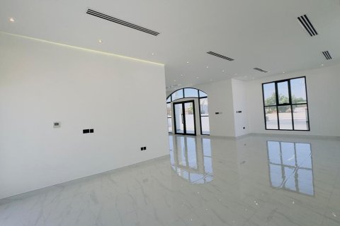 Willa do wynajęcia w Al Barsha, Dubai, ZEA 4 sypialnie, 1393.55 mkw., nr 750222 - zdjęcie 7