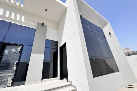 Villa para arrendamento em Dubai, EAU 3 quartos, 1153.95 m2 № 750219 - foto 7