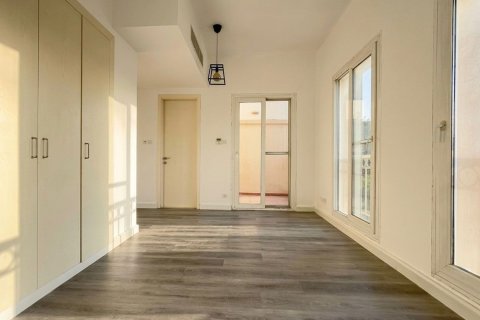 Villa in The Springs, Dubai, UAE 2 bedrooms, 269.21 sq.m. № 750224 - photo 8