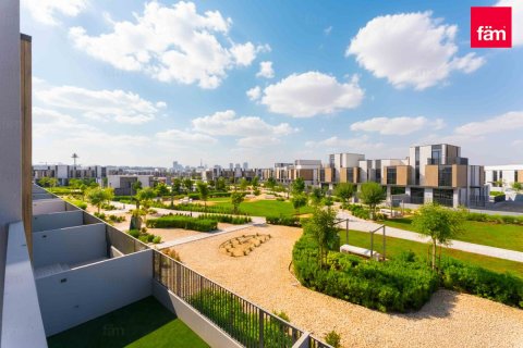 Řadový dům v Dubai, SAE 3 ložnice, 168 m² Č.: 669816 - fotografie 12