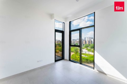 Řadový dům v Dubai, SAE 3 ložnice, 168 m² Č.: 669816 - fotografie 17
