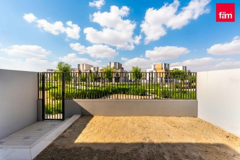 Řadový dům v Dubai, SAE 3 ložnice, 168 m² Č.: 669816 - fotografie 8