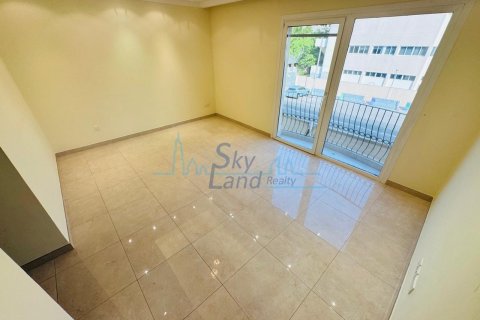 Vilë në Jumeirah, Dubai, Emiratet e Bashkuara Arabe 5 dhoma gjumi, 418.1 m2. № 636735 - Foto 10