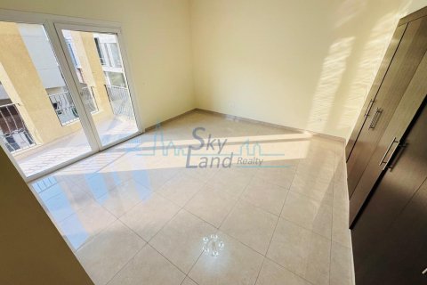 Vilë në Jumeirah, Dubai, Emiratet e Bashkuara Arabe 5 dhoma gjumi, 418.1 m2. № 636735 - Foto 18