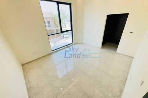Vilë në Jumeirah, Dubai, Emiratet e Bashkuara Arabe 4 dhoma gjumi, 278.7 m2. № 636733 - Foto 16