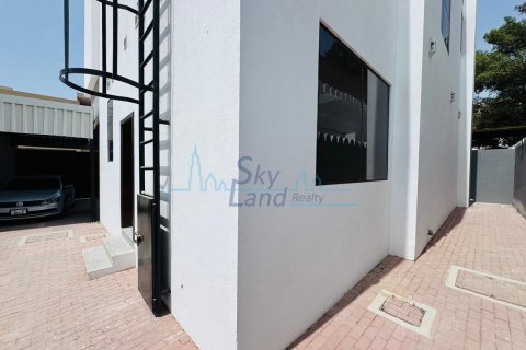 Vilë në Jumeirah, Dubai, Emiratet e Bashkuara Arabe 4 dhoma gjumi, 278.7 m2. № 636733 - Foto 8