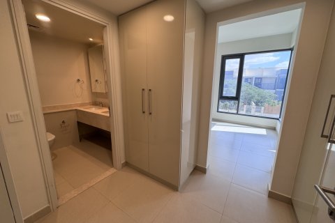 Dubai Hills Estate, Dubai, संयुक्त अरब अमीरात में विला, 4 बेडरूम, 202 वर्ग मीटर, संख्या 726910 - फ़ोटो 24