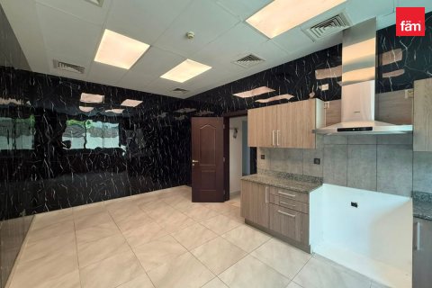 Villa para arrendamento em Al Furjan, Dubai, EAU 4 quartos, 600 m2 № 726798 - foto 6