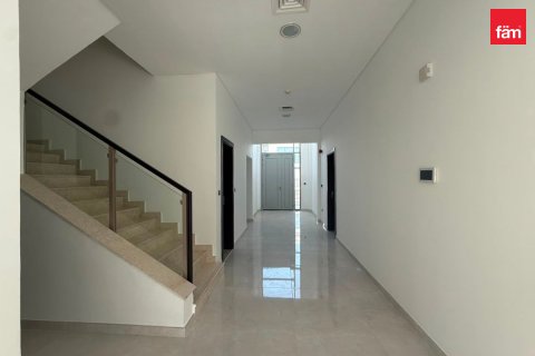 Villa para arrendamento em Al Furjan, Dubai, EAU 4 quartos, 600 m2 № 726798 - foto 11