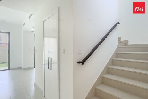 Üürile anda villa asukohaga Dubai, AÜE: 3 magamistoaga, 138.6 m² Nr 711381 - pilt 14