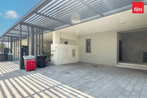 Üürile anda villa asukohaga Dubai, AÜE: 3 magamistoaga, 138.6 m² Nr 711381 - pilt 2