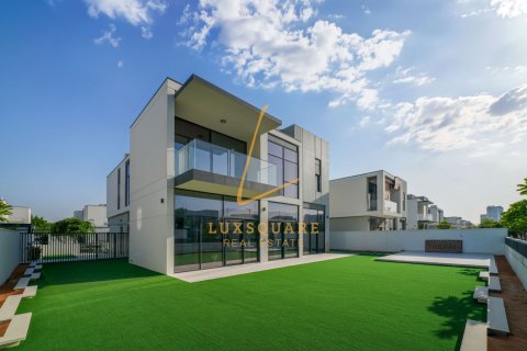 Villa para arrendamento em Al Furjan, Dubai, EAU 4 quartos, 564 m2 № 726987 - foto 3