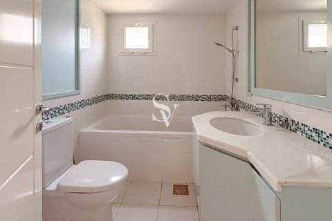 Üürile anda villa asukohaga Meadows, Dubai, AÜE: 5 magamistoaga, 549 m² Nr 699645 - pilt 25