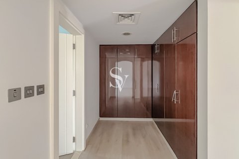 Üürile anda villa asukohaga Meadows, Dubai, AÜE: 5 magamistoaga, 549 m² Nr 699645 - pilt 17