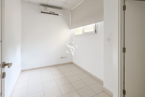 Üürile anda villa asukohaga Meadows, Dubai, AÜE: 5 magamistoaga, 549 m² Nr 699645 - pilt 3