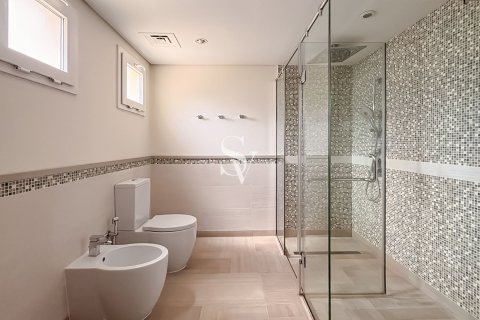 Üürile anda villa asukohaga Meadows, Dubai, AÜE: 5 magamistoaga, 549 m² Nr 699645 - pilt 18