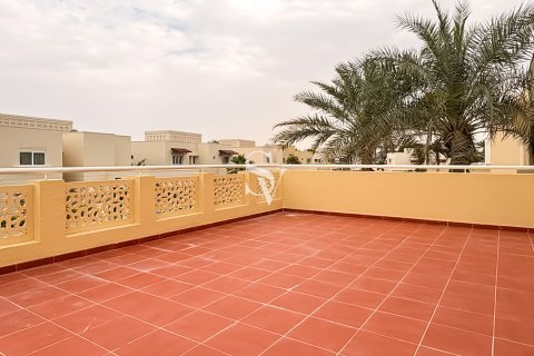 Üürile anda villa asukohaga Meadows, Dubai, AÜE: 5 magamistoaga, 549 m² Nr 699645 - pilt 24