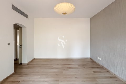 Üürile anda villa asukohaga Meadows, Dubai, AÜE: 5 magamistoaga, 549 m² Nr 699645 - pilt 16