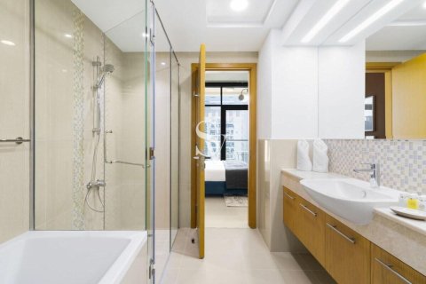 Appartement te huur in Downtown Dubai (Downtown Burj Dubai), Dubai, VAE 1 slaapkamer, 81 vr.m., nr 699648 - foto 8