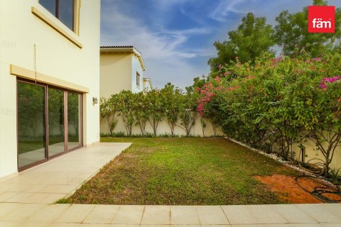 Снять в аренду таунхаус в Рим, Дубай, ОАЭ 3 спальни, 297.6м2, № 655674 - фото 1