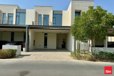 Dubai, संयुक्त अरब अमीरात में विला, 3 बेडरूम, 128.6 वर्ग मीटर, संख्या 717590 - फ़ोटो 3
