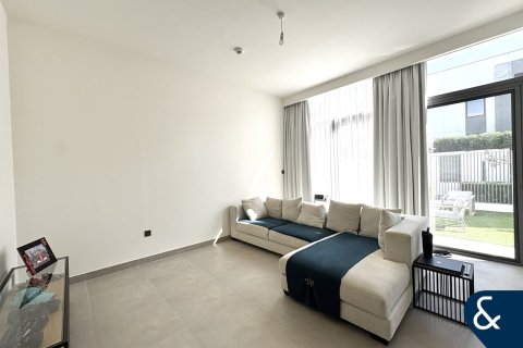 Vilă de închiriat în Arabian Ranches 3, Dubai, EAU 3 dormitoare, 145 mp.  №671415 - poză 2