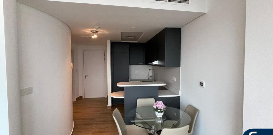 Korter asukohaga DIFC, Dubai, AÜE: 1 toaline, 52 m² Nr 671416