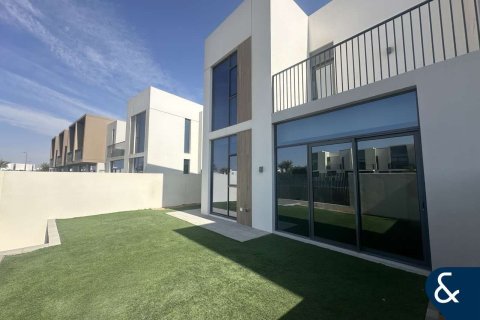 Vilă de închiriat în Arabian Ranches 3, Dubai, EAU 4 dormitoare, 239 mp.  №671418 - poză 2