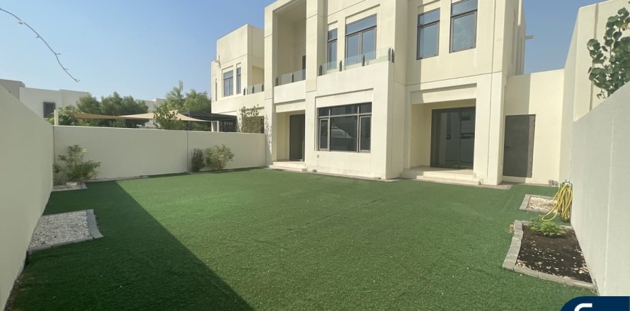 Villa in Reem, Dubai, UAE 3 bedrooms, 197 sq.m. № 671413