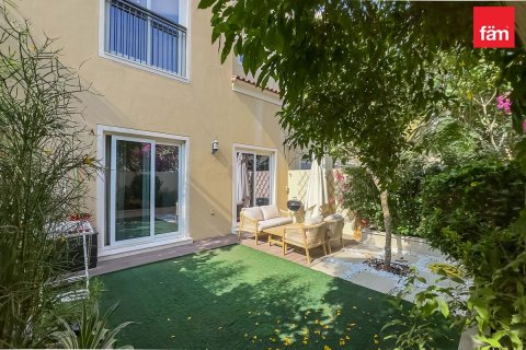 Shtëpi në qytet në Dubai, Emiratet e Bashkuara Arabe 2 dhoma gjumi, 164.8 m2. № 687373 - Foto 5