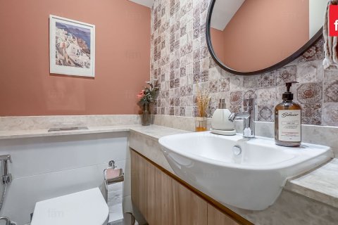 Shtëpi në qytet në Dubai, Emiratet e Bashkuara Arabe 2 dhoma gjumi, 164.8 m2. № 687373 - Foto 14
