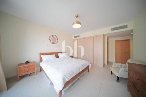 Apartamento en venta en Al Raha Beach, Abu Dhabi, EAU 4 dormitorios, 277 m2 № 642431 - foto 10