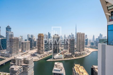 Business Bay, Dubai, BAE’de kiralık daire 3 yatak odası, 228.08 m&sup2; No 768140 - fotoğraf 30
