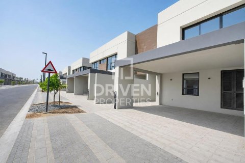 Rekkehus til leie i Dubai Land, Dubai, Emiratene 3 soverom, 232.63 kvm Nr. 754192 - Foto 3