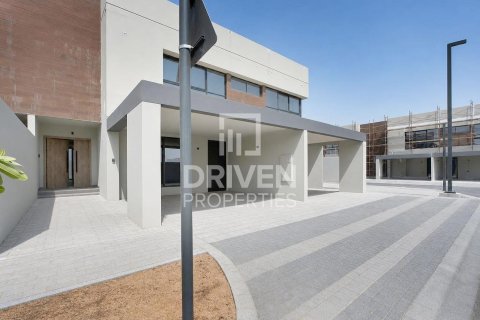 Rekkehus til leie i Dubai Land, Dubai, Emiratene 3 soverom, 232.63 kvm Nr. 754192 - Foto 2