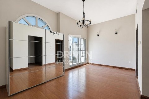 Maison de ville à louer à Jumeirah Village Circle, Dubai, EAU 4 chambres, 156.26 m2 № 754194 - photo 17