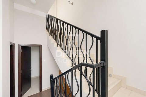 Maison de ville à louer à Jumeirah Village Circle, Dubai, EAU 4 chambres, 156.26 m2 № 754194 - photo 12